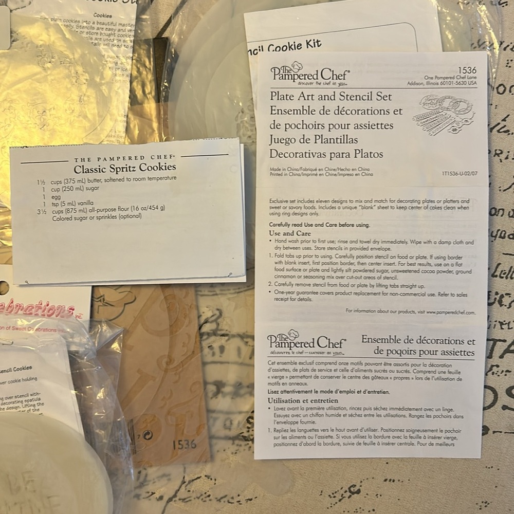 The Pampered Chef Plate Art and Stencil Set #1536, + Extra Stencils Bundle! - Picture 10 of 16